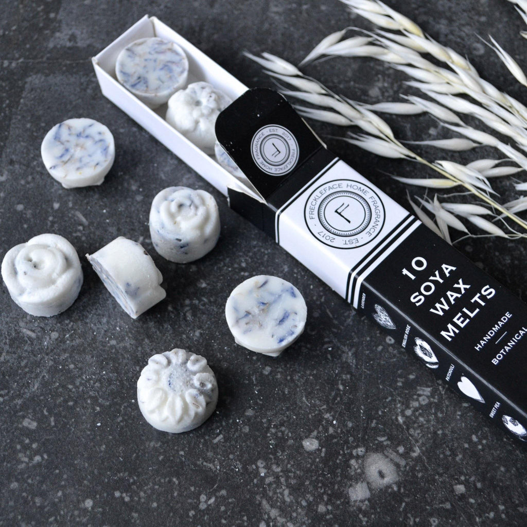 Tube of 10 Soya Wax Melts Clean Laundry Liv's Solihull