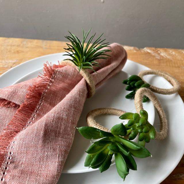 Set 4 Napkin Rings with Faux Succulents - Liv's